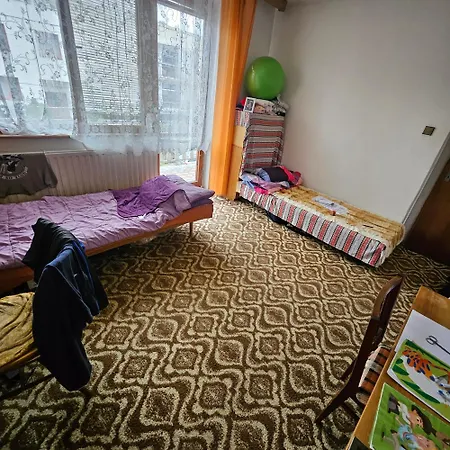 Izba V Dome Campingplatz *